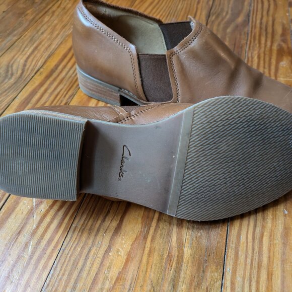 Clarks Netley Bright Tan Leather Slip On Shoes Women's Size 6 - Picture 5 of 8